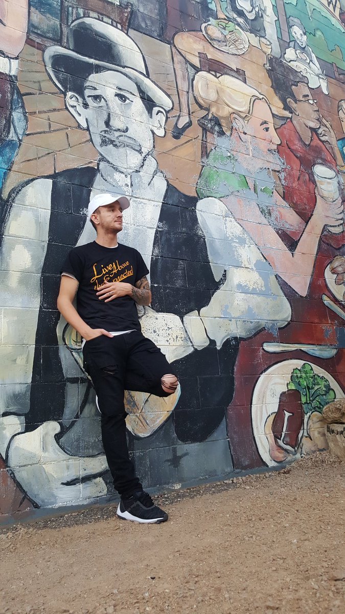 ConformResist's tweet image. Simple CR hat, Live Above the Expected shirt. More to come! #ConformedResistance