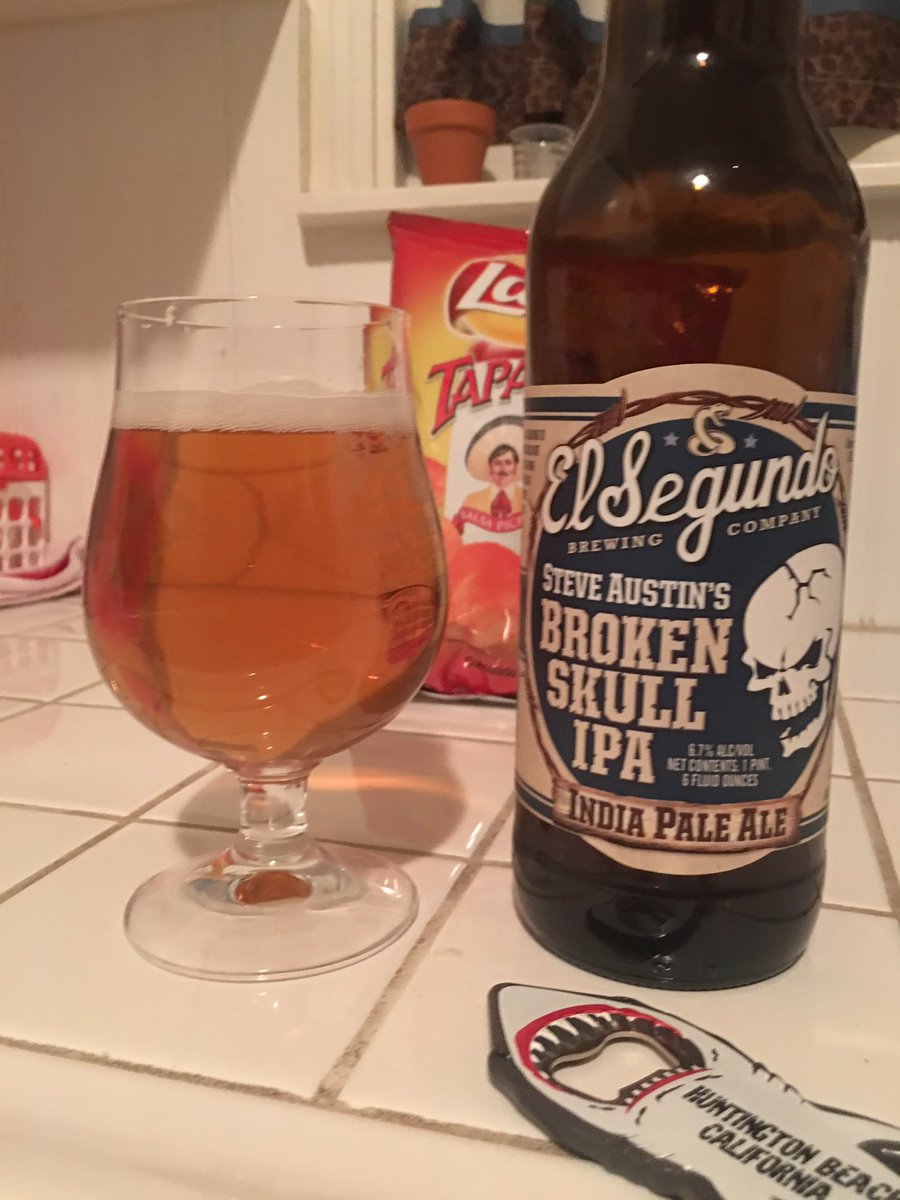 oddity_jc's tweet photo. NXT and @steveaustinBSR #givemeahellyeah #cheers https://t.co/nWmwLT2Ehw