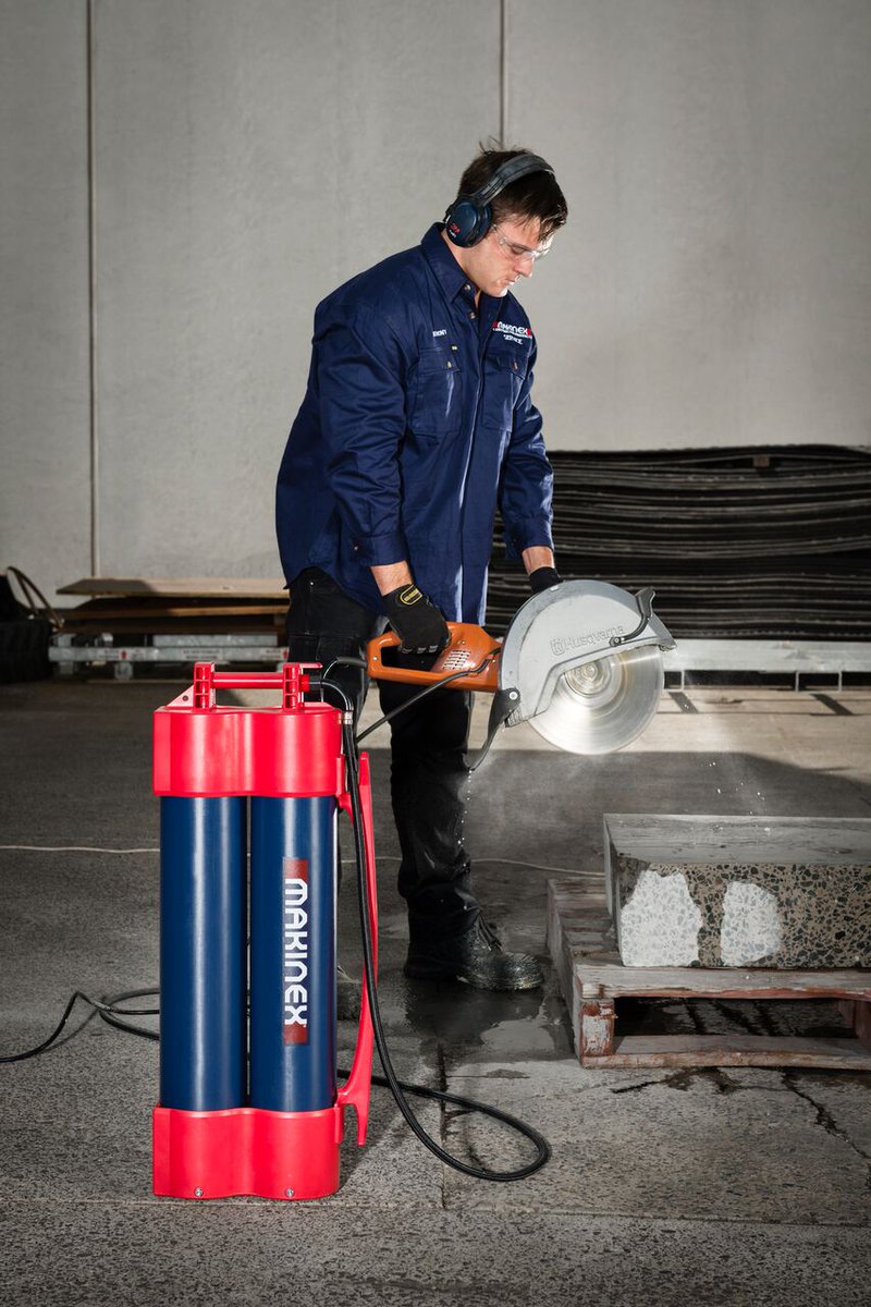 MakinexC's tweet image. #Makinex #Hose2Go~a constant flow of water allowing suppression of dust when cutting,core drilling&amp;amp;grinding concrete