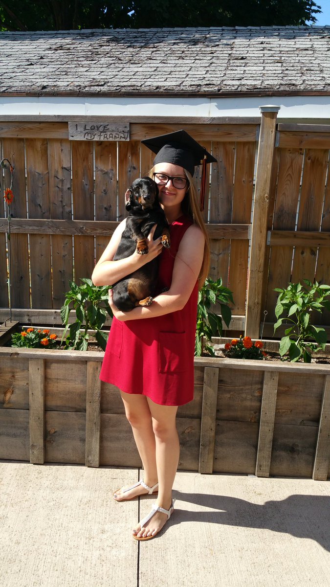 Chrristinaa__'s tweet photo. obviously Jack needed to be in it, he's my main man💕🎓 #freshlygraduated https://t.co/6uSTjLIK0V
