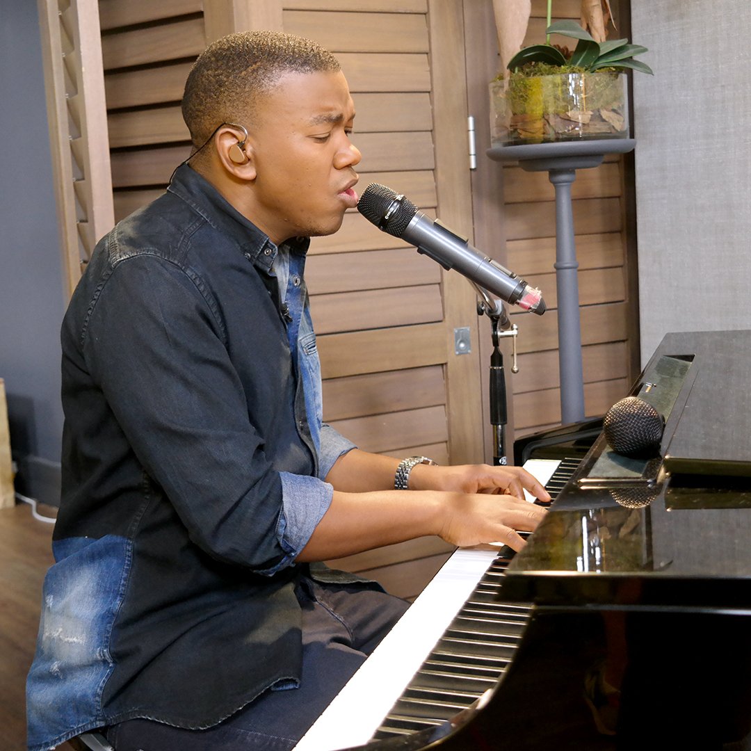 expressoshow's tweet photo. We are excited to have the multi award winning @loyisomusic in studio to perform this morning! #ExpressoShow https://t.co/TM3zLkG3FR