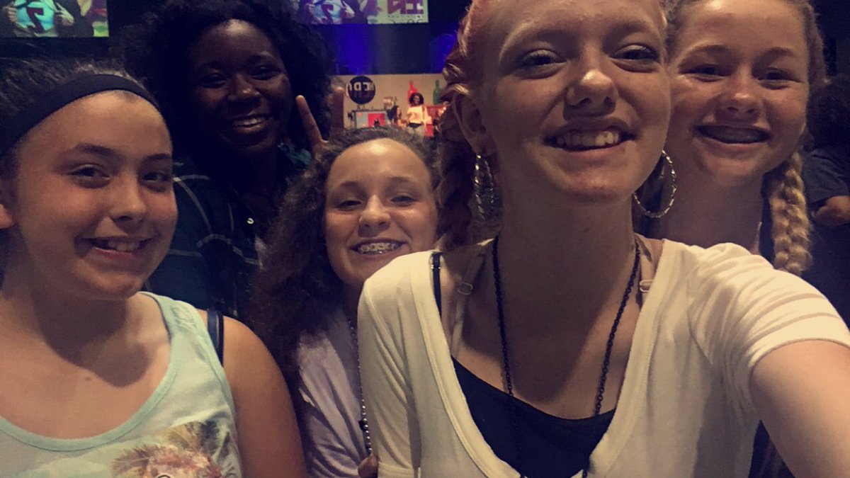 OliviaWinnie6's tweet photo. Why not make new friends at church camp?! #herozero #flyc16 https://t.co/kUEVU3yqSE