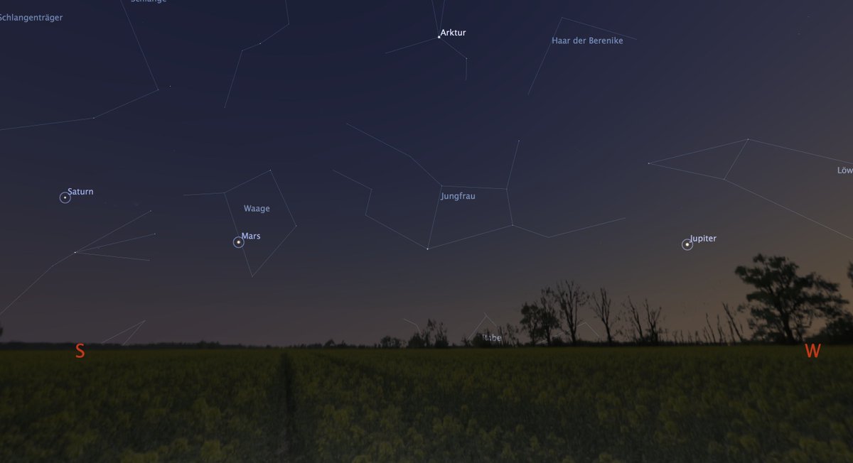 sternwarte_hann's tweet photo. Erster #Astrotipp für die kommende Nacht. Gegen 23 Uhr mit #Jupiter, #Mars und #Saturn drei Planeten am Abendhimmel https://t.co/EdBKDHvbnd