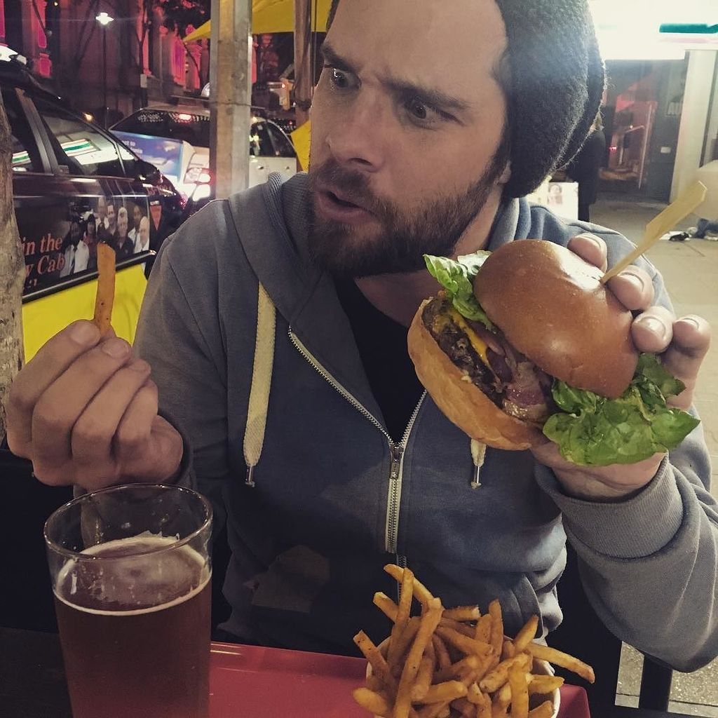 MattAboutTown's tweet image. Mmmm burger and beer at Miss Kay&apos;s in Brisbane city. So confusingly delicious? #burgers #debonairfox #chips #food #…