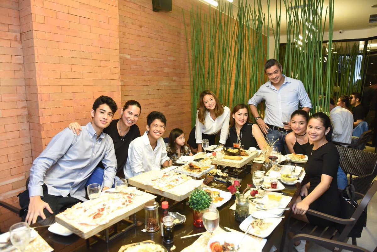 apangilinan's tweet photo. Family and friends at #TorchBGC! https://t.co/QeWoG8neMI