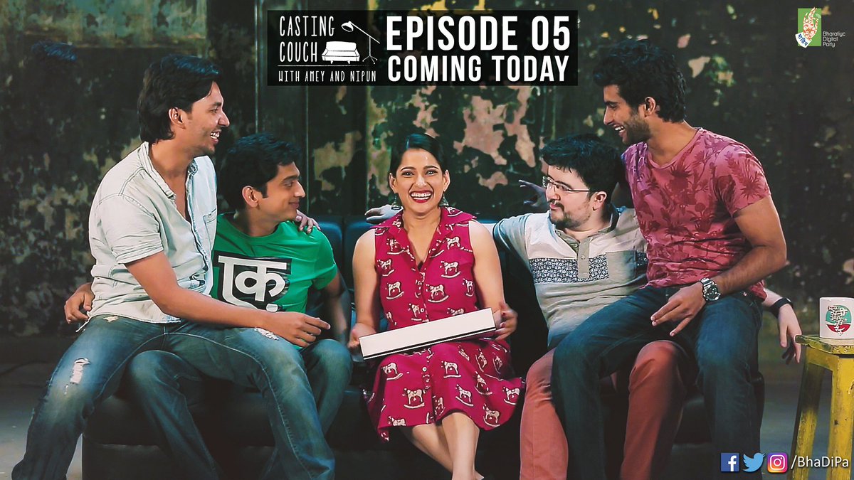 BhaDiPa's tweet photo. Style Icon प्रियाची स्वारी, अमेय-निपुणच्या #CastingCouch च्या दारी, #BhaDiPa चा पाचवा #Webisode येत आहे आज!!! https://t.co/I7pcGXuf3A