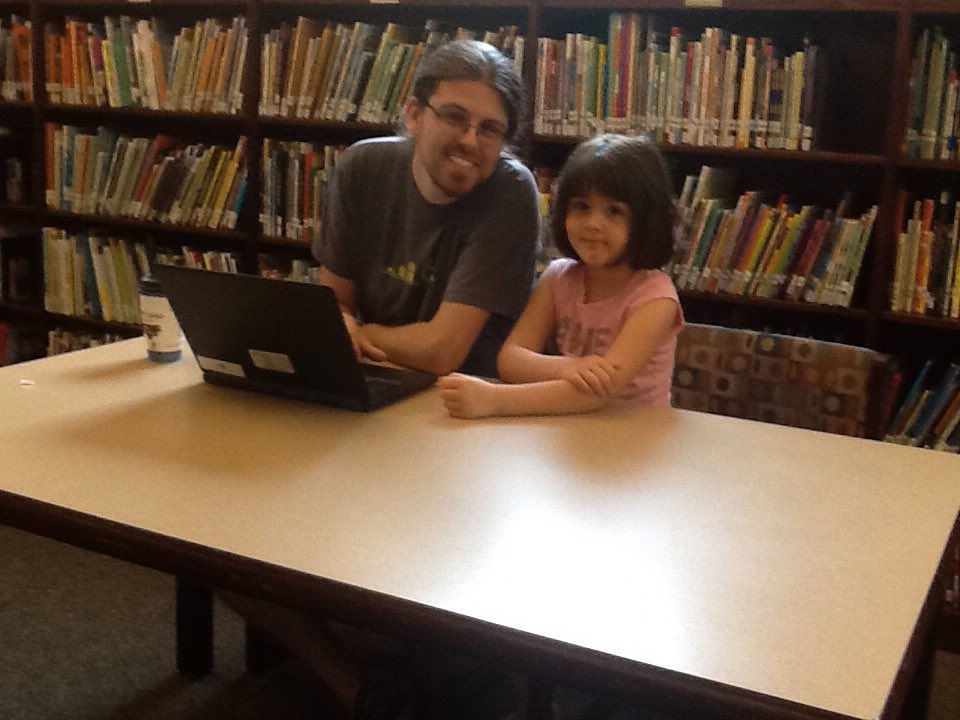 Codington_Lib's tweet photo. Kinder-6th grade students Pick designs for the 3D @makerbot printer
#nhcssummerlibraries #snipeslibraryrocks #STEM https://t.co/4vdNLww7BT