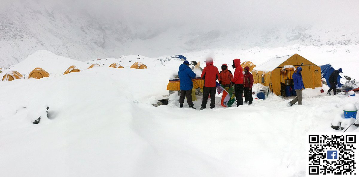 MegaAdventures's tweet photo. #MountEverest (8,848m) Expedition Spring 2017: #MegaAdventures #Mountain #Everest #Climbing, https://t.co/FZP9SdpURc https://t.co/a2R94nBljo