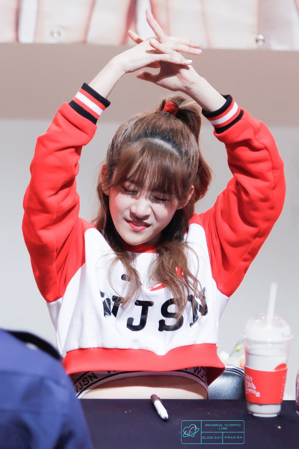 CmLZodwUYAA292d.jpg:large