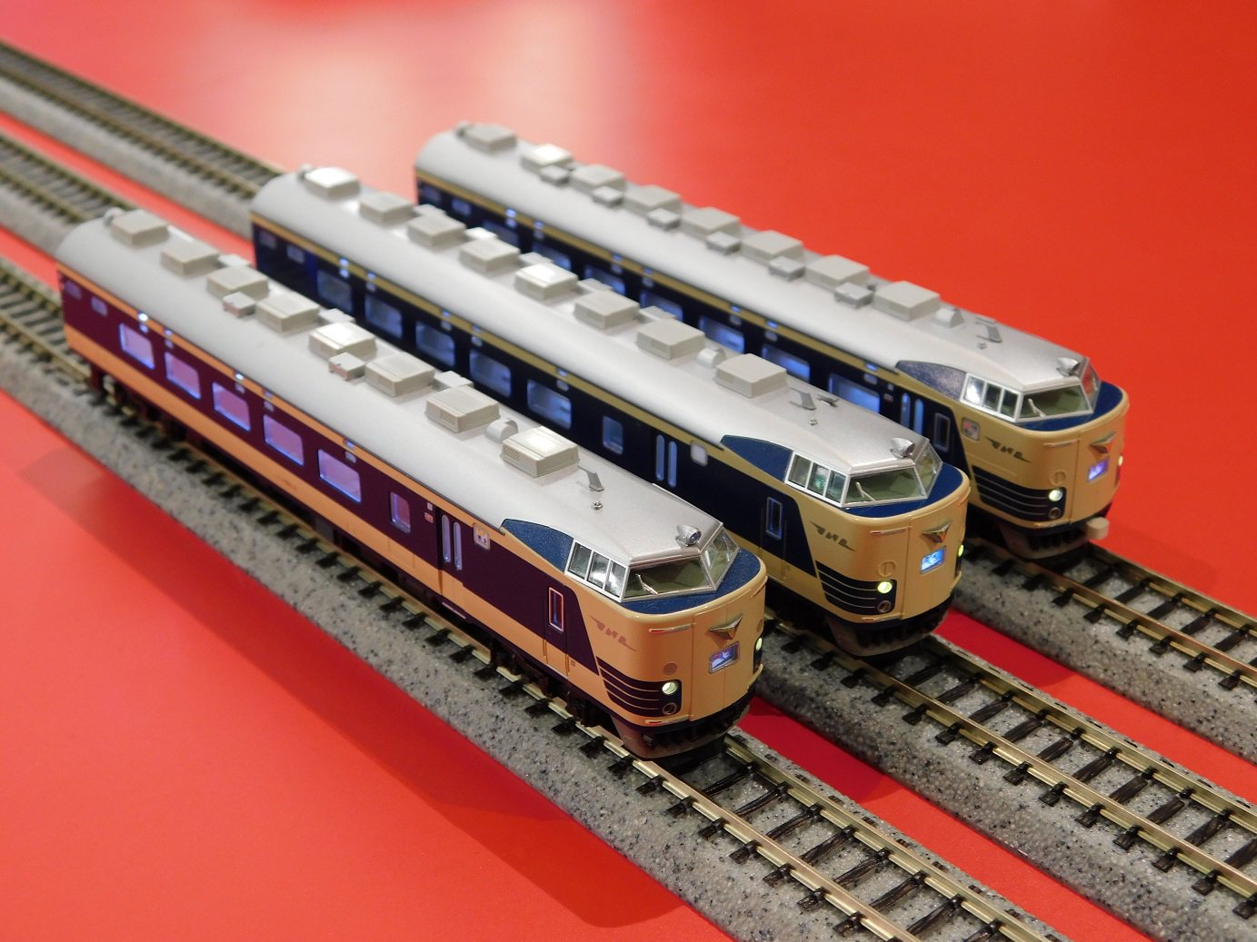 KATO クハ111-1600＋クハネ583＋モハネ582＋サロ581 KATO クハ111