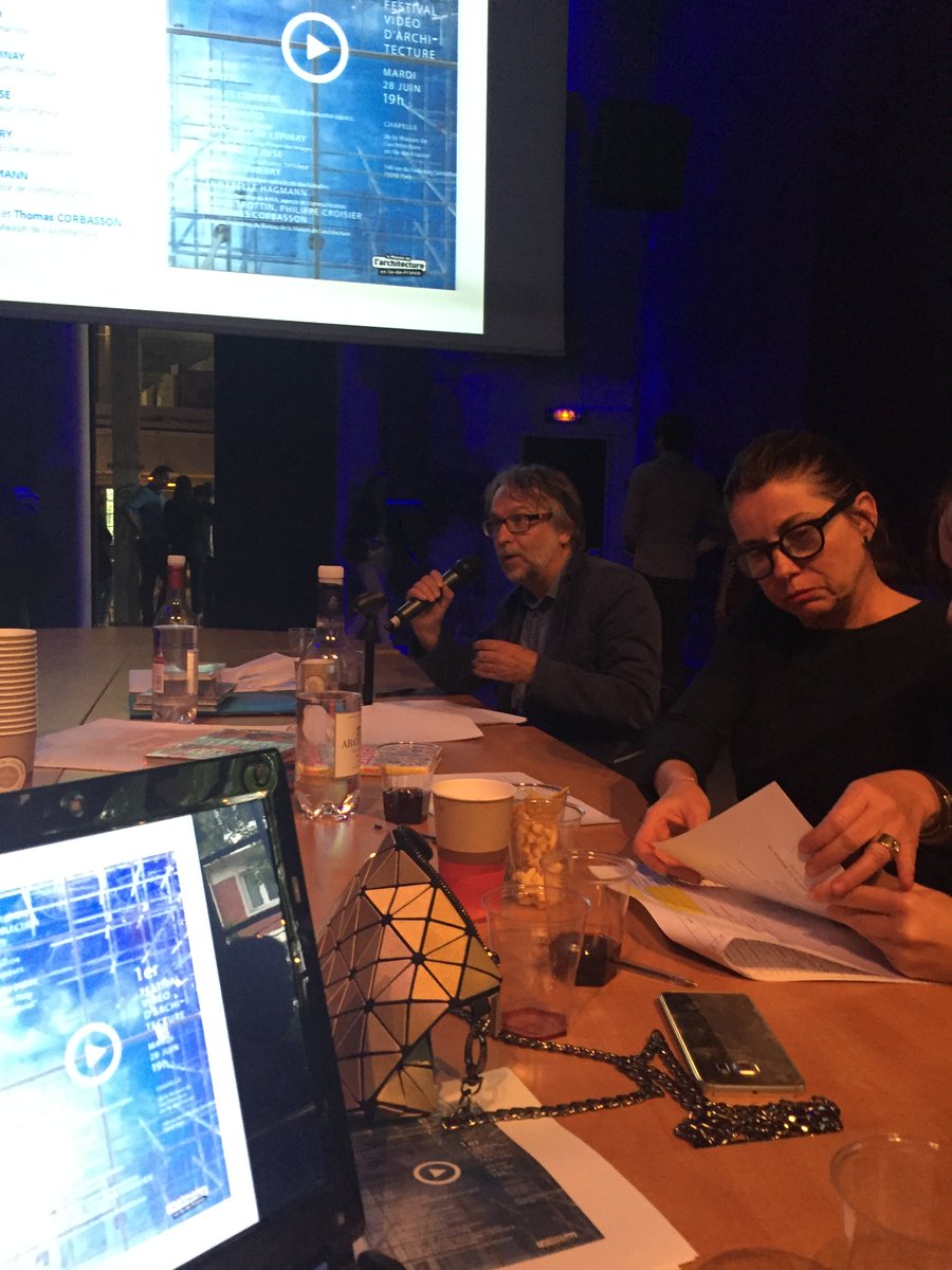 La #MAIDF a le plaisir de vous présenter les lauréats du Festival vidéo d'architecture.
facebook.com/maisonarchitec…