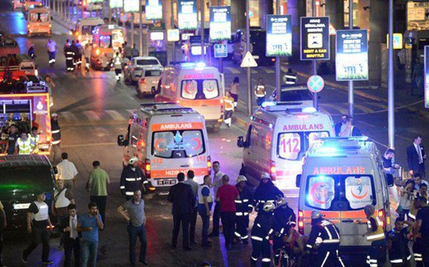 sendika_org's tweet photo. HDP, CHP ve MHP'nin 'saldırı araştırılsın' önergesi AKP oylarıyla reddedildi https://t.co/1sfhuLgH8t https://t.co/EmZIVHqY8i