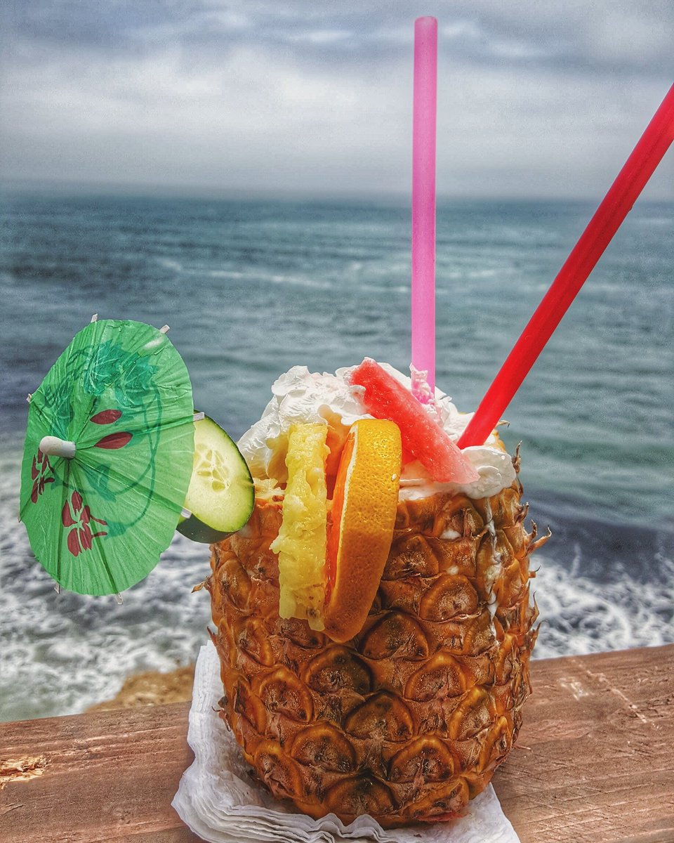 NancyCamarena's tweet photo. #PiñaColada #PuertoNuevo https://t.co/jwGd3gRlkJ