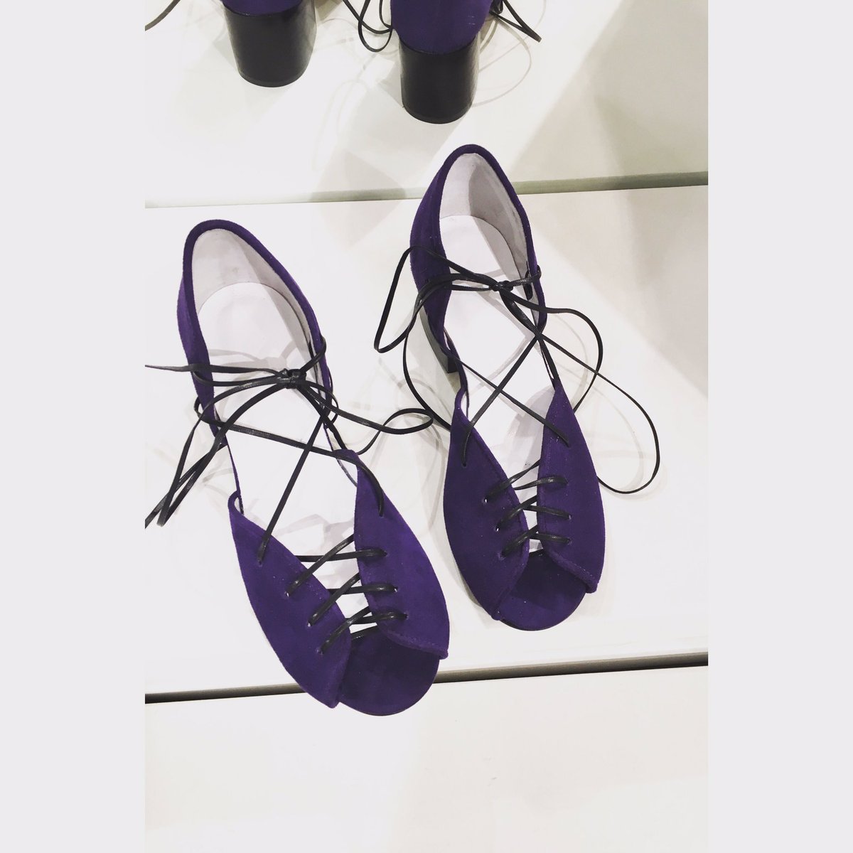 ELINA_DOBELE's tweet photo. Laces and pure white lining - new in shop/ https://t.co/uQWwpcQDT9