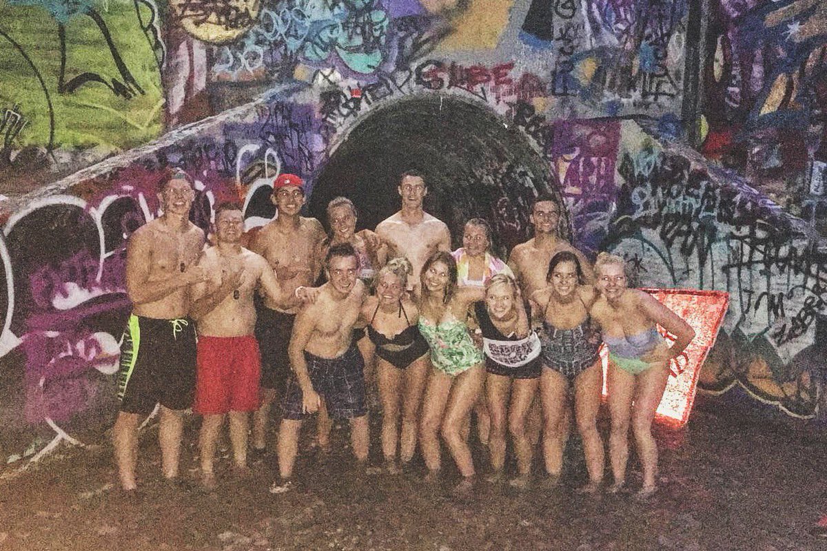 Call_Me_Abs's tweet photo. shoot the tube was rad https://t.co/Jqv2yEhZdL