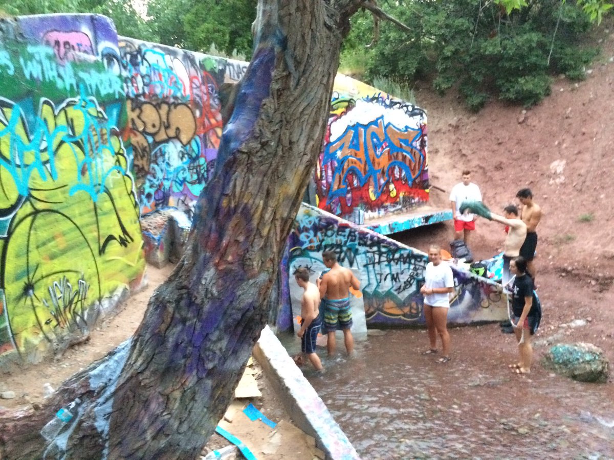 Call_Me_Abs's tweet photo. shoot the tube was rad https://t.co/Jqv2yEhZdL