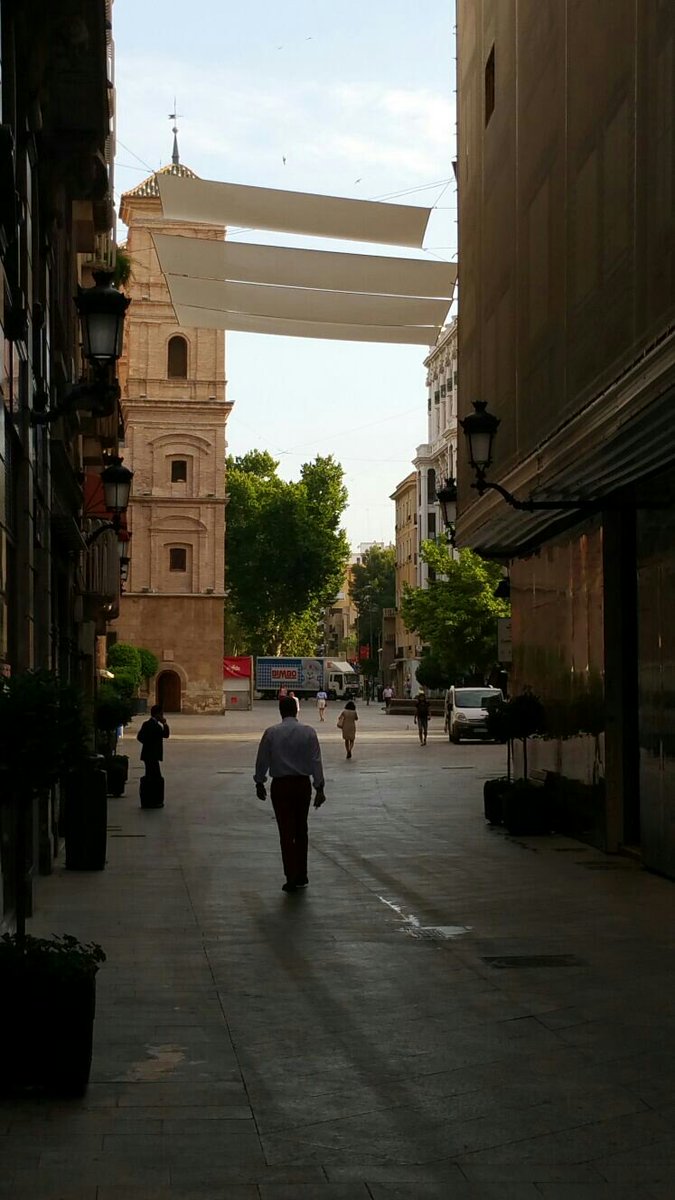 jpachecomendez's tweet photo. Toldos en Trapería. Murcia se viste de verano. #BallestaAlcalde https://t.co/8U6I4psaEm