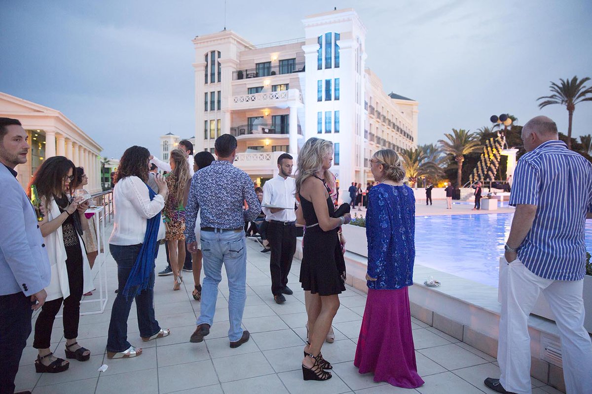 valenciaplaza's tweet photo. FOTOGALERÍA Décimo aniversario Hotel Las Arenas (Fotos: MARGA FERRER) - Valencia Plaza https://t.co/aNByFQ0NLj https://t.co/1SNNw1HKIz