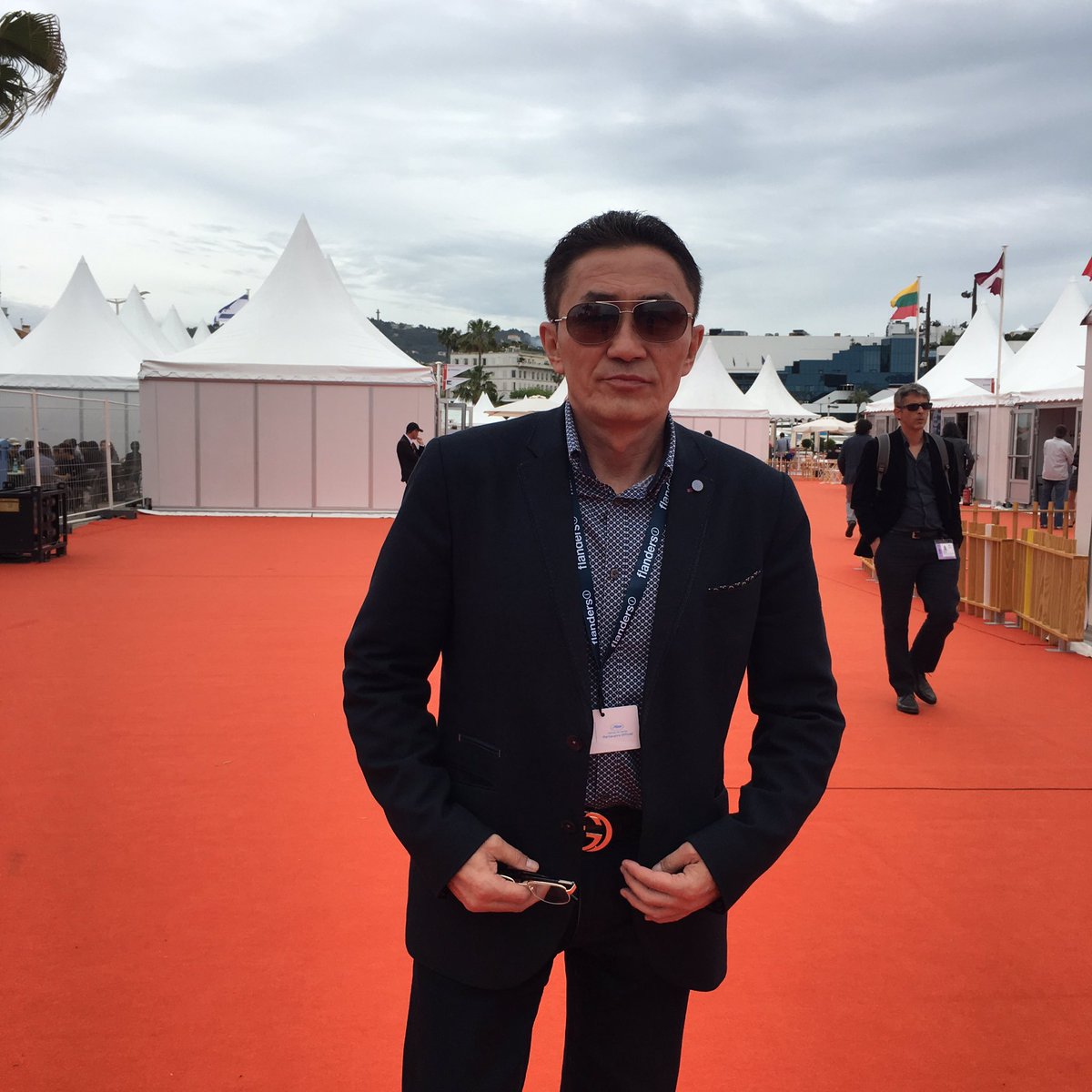 MailkovY's tweet image. Международная деревня. Канны 2016