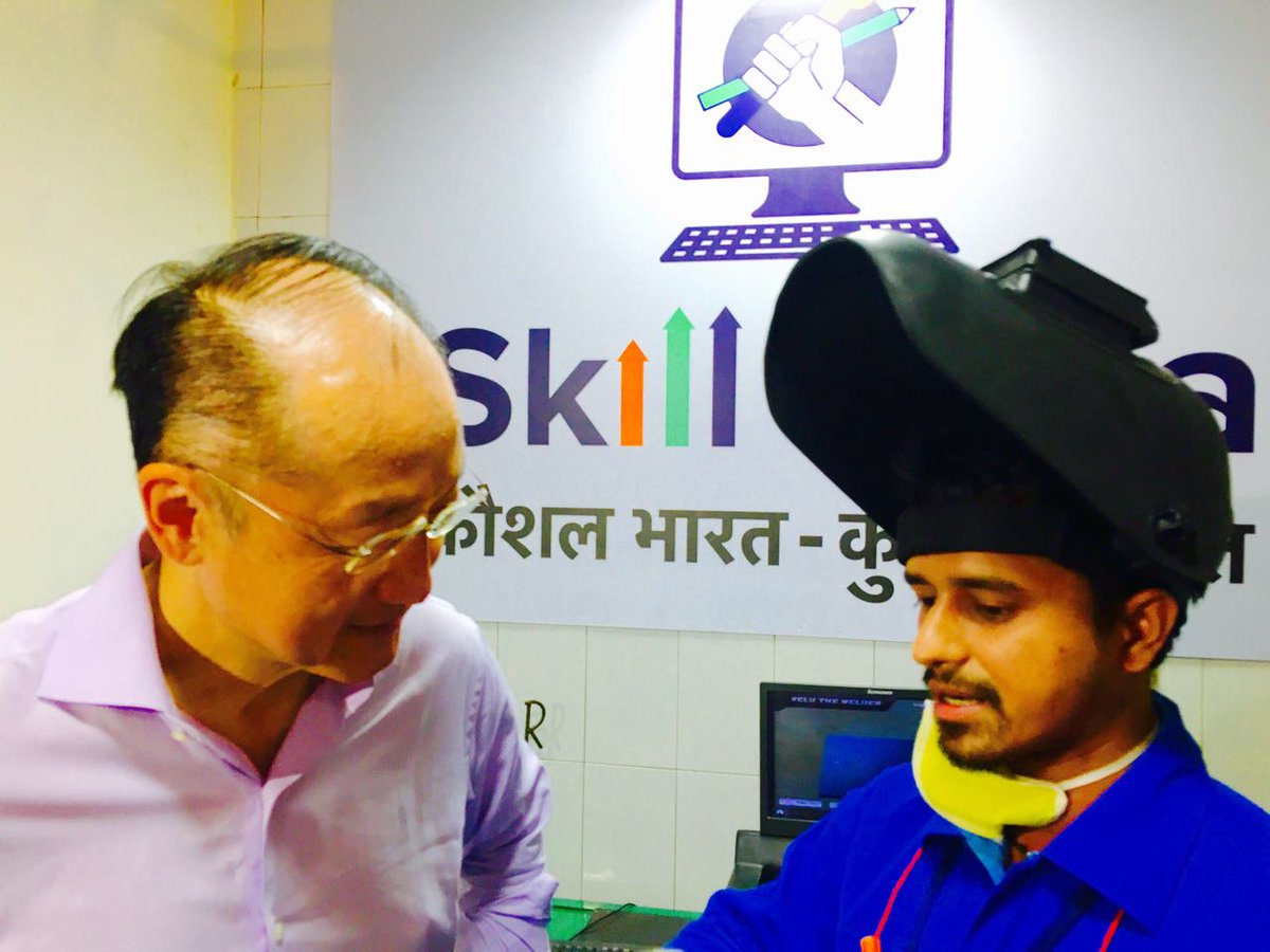 MSDESkillIndia's tweet photo. .@JimYongKim (President, @WorldBank) interacting with candidates at IL&amp;FS Institute for Skills in Delhi. #JYKinIndia https://t.co/yWaUBMrs09
