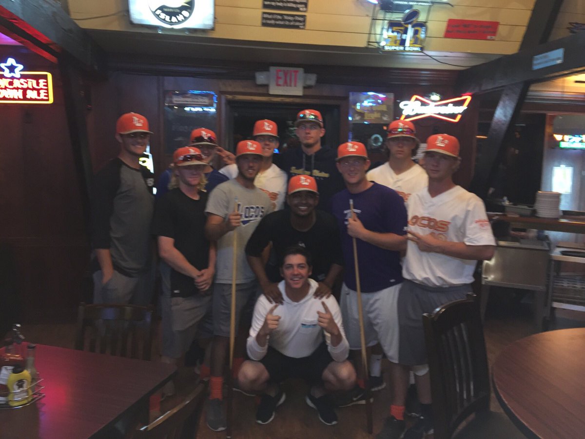 ortizdDJ's tweet photo. Remarkable night for this team. Man I love this guys a lot. #locos4life #locosnation ups!! #dubnationaswell https://t.co/e0yGyduYlJ