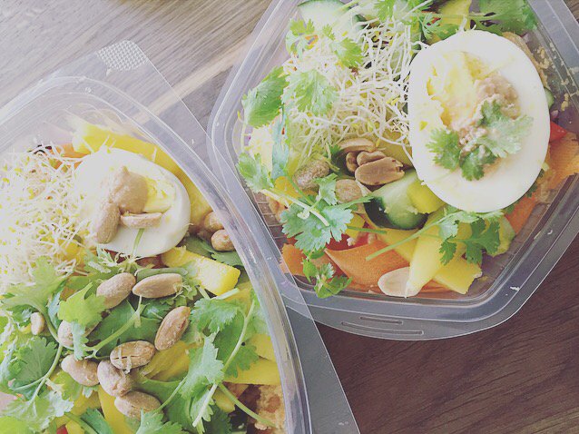 We hebben weer lekkere gado gado salades groot &amp; klein! Ook to go!! 💚