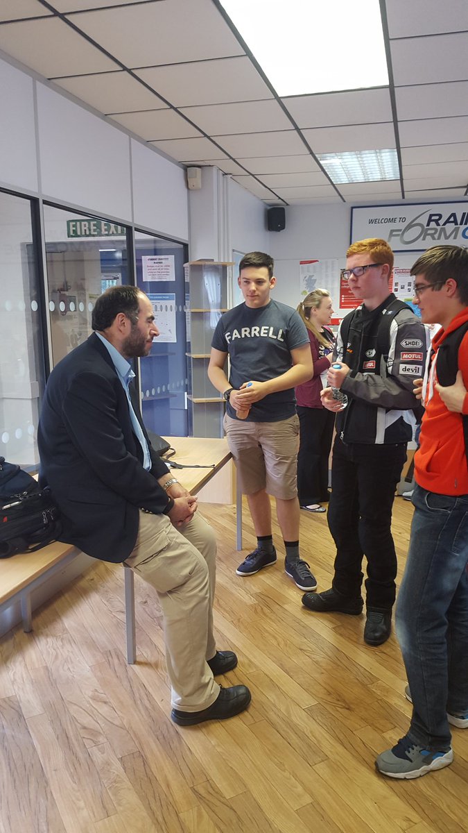 rainhillscience's tweet photo. Dr Ian Tucker answering questions from our students https://t.co/XoK37gDict