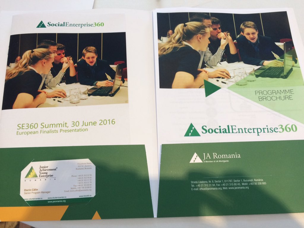 AnnaSerraTena's tweet photo. Ready to start!!! @GrowinkCo @colemontse @JA_Europe https://t.co/rNahwZU9qv