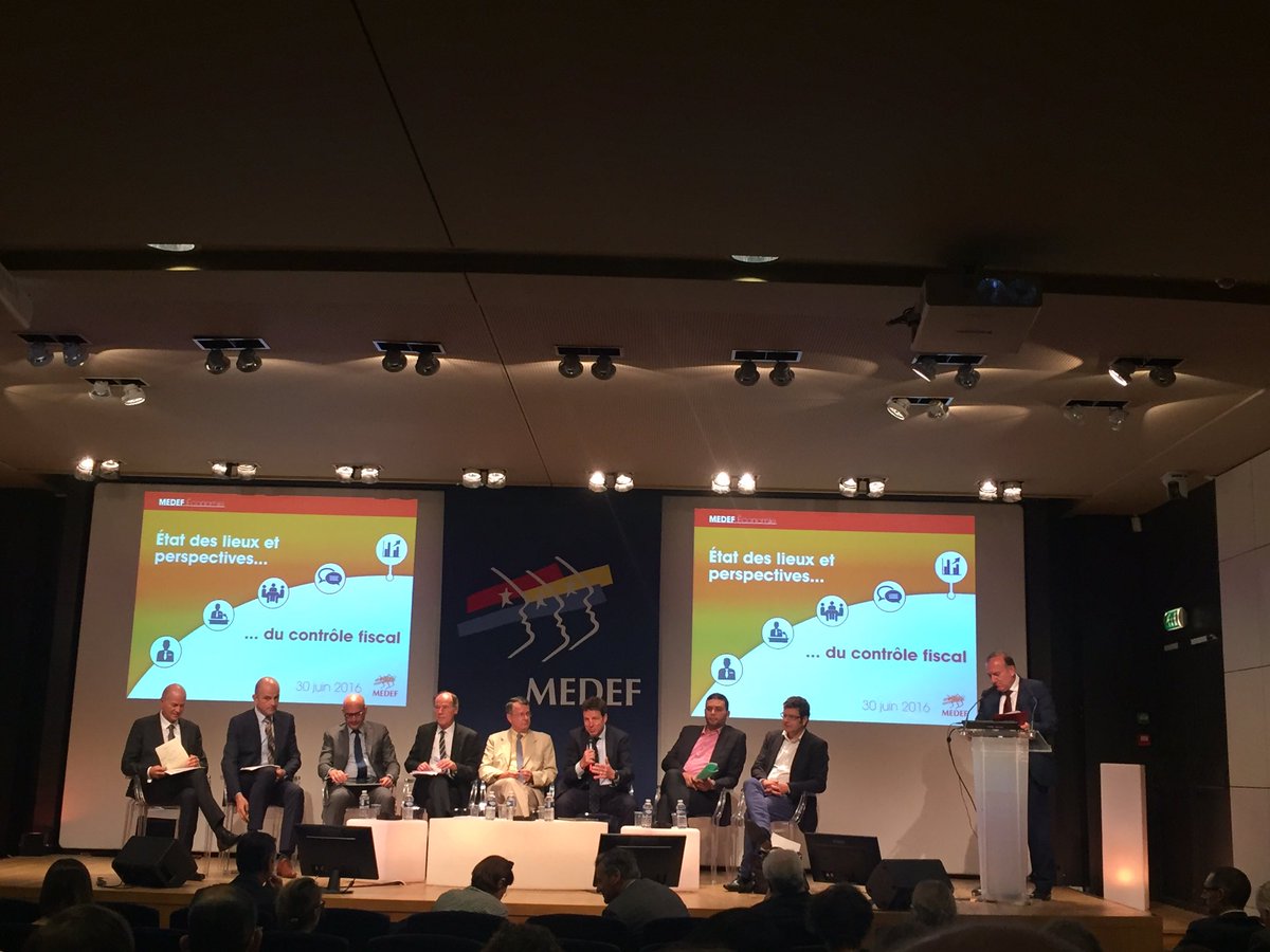 ADCambournac's tweet photo. @medef colloque sur le contrôle fiscal #JamaisSansElles https://t.co/EfY9djJME4