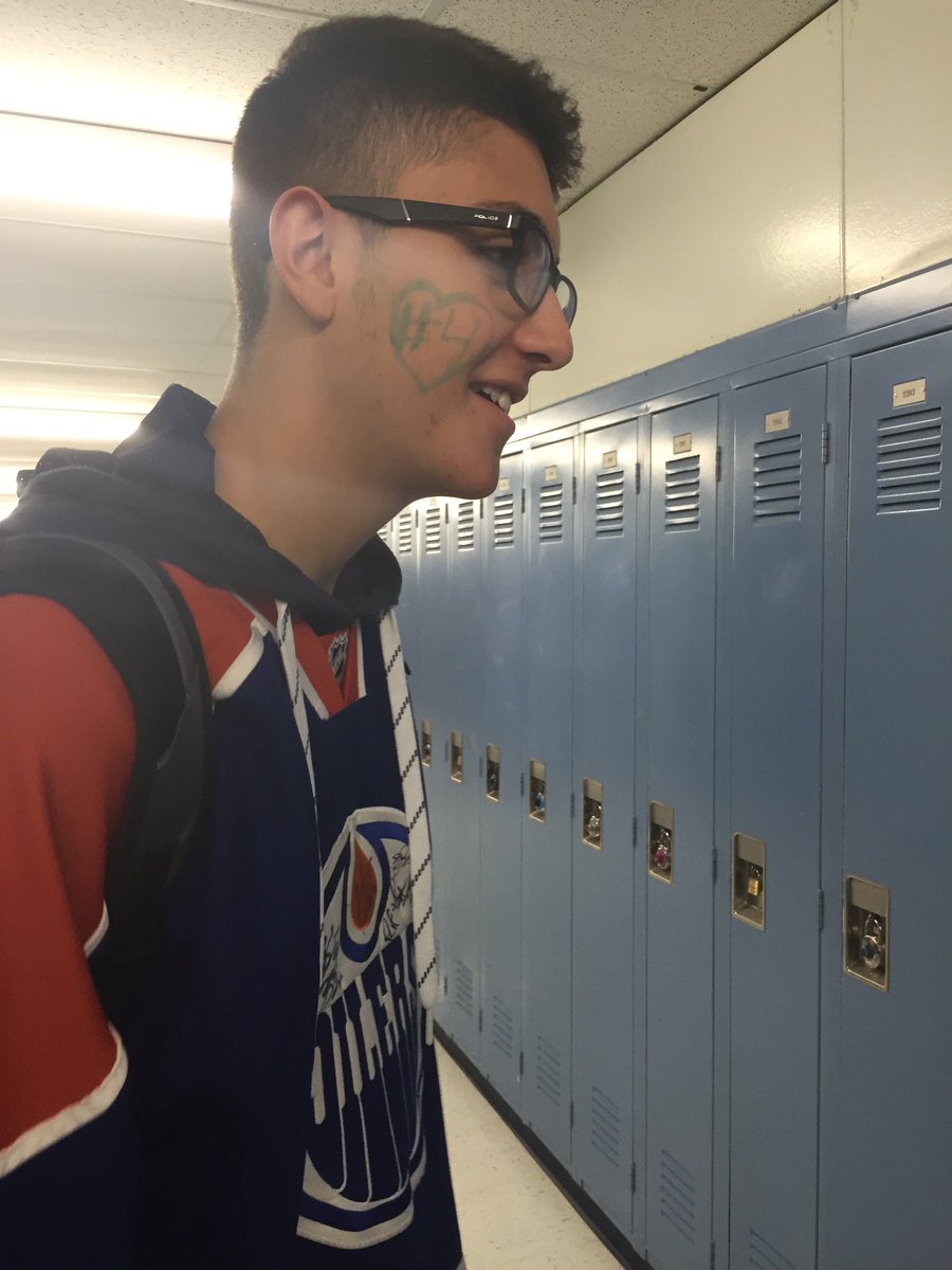 BoonieFayad's tweet photo. @alifarhat21 haaaappyyybbirthdayyy Mr.Hall/ day1 A1 inshallah another great year!! Have fun on NJD traitor 😭😊 https://t.co/4KwHMuGvvM