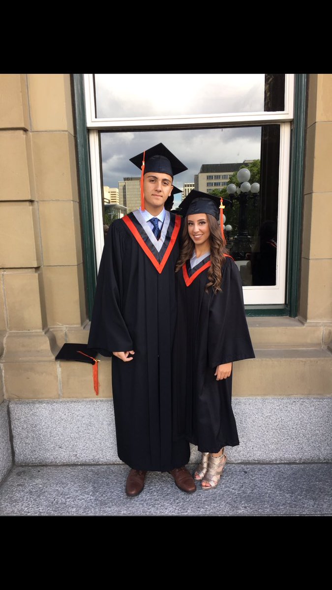 BoonieFayad's tweet photo. @alifarhat21 haaaappyyybbirthdayyy Mr.Hall/ day1 A1 inshallah another great year!! Have fun on NJD traitor 😭😊 https://t.co/4KwHMuGvvM