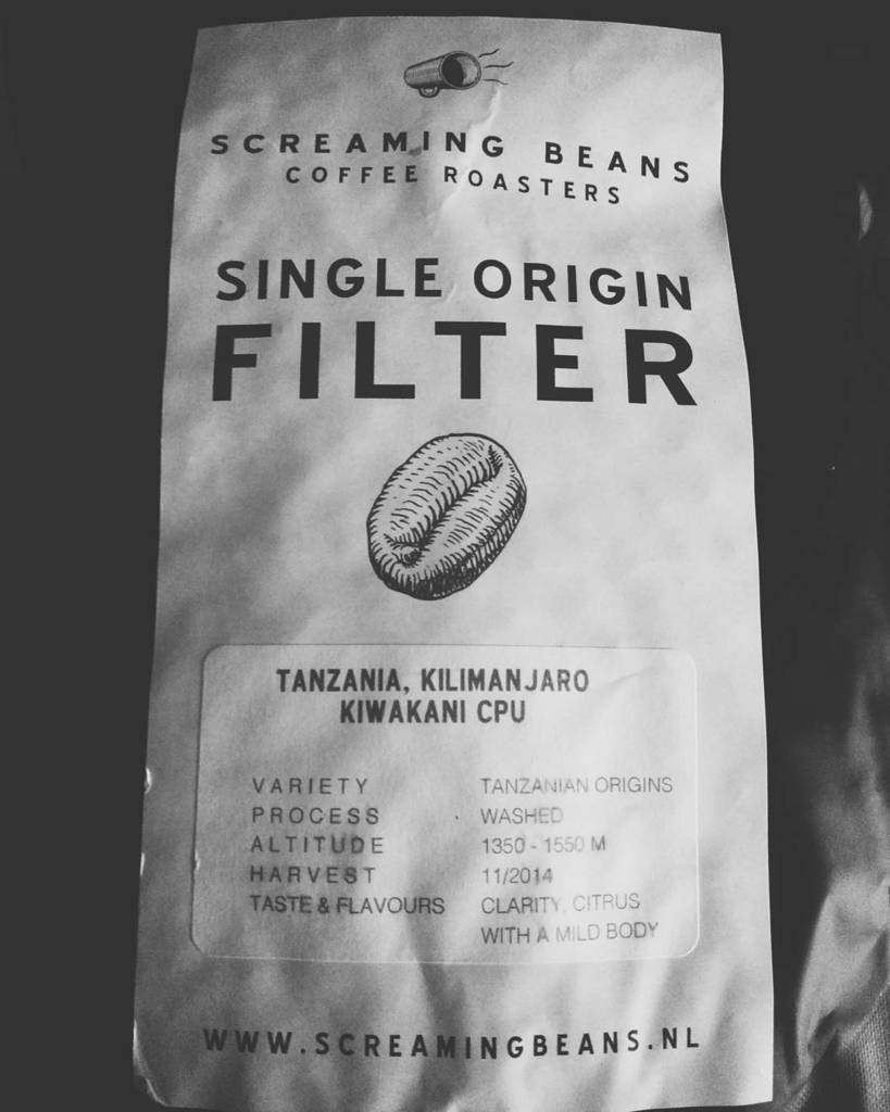 screamingbeans's tweet photo. Enjoy! RT @billysto: Today's loot : Tanzania from @screamingbeans 
Thanks @mikey84 😊 https://t.co/CSULIK5Rez https://t.co/dftIKxMOdz