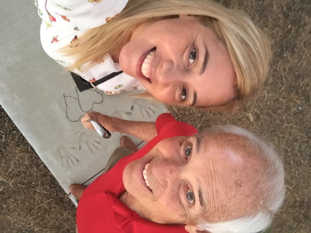 AndreaCoaching's tweet photo. Disfrutar un encuentro con mi Maestro #TimGallwey No tiene precio🙋😍
Yo❤️ #TheInnerGame ❤️⚽️#Coaching
#LosAngeles✈️ https://t.co/JkNRH7m4kH