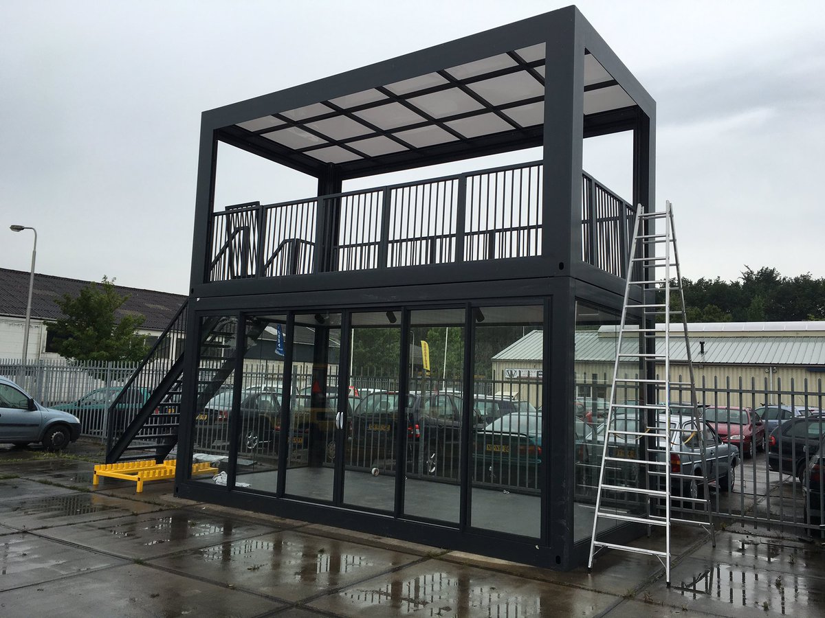 TE HUUR: event container in te zetten voor #events #roadshow #activatie afmeting 600x300x300
#eventcontainer