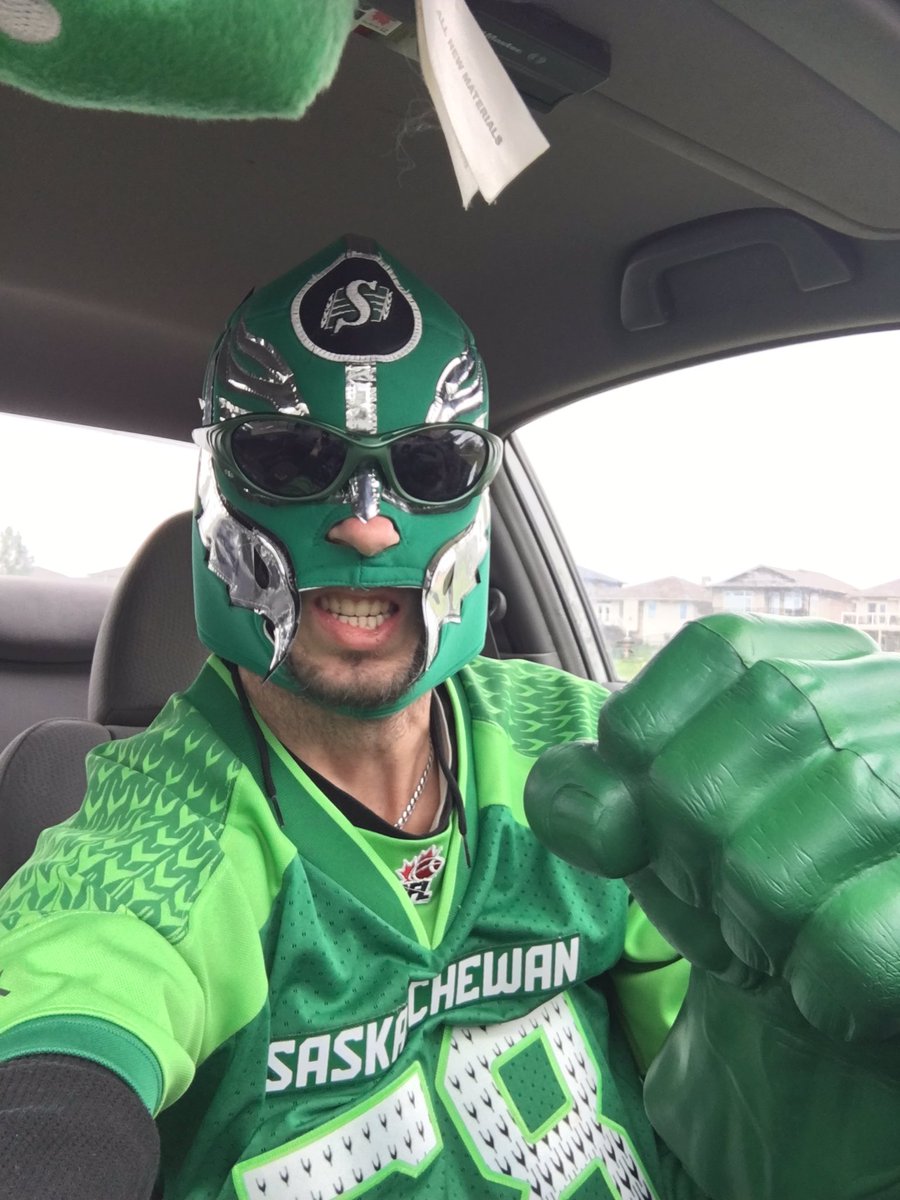 chad_isaac's tweet photo. #FarewellSeason starts tonight! #Ridernation #Sec56 @sskroughriders @SLemonator @Riders_49 @dariandurant @R_Bagg6 https://t.co/vqAt5qnwyc