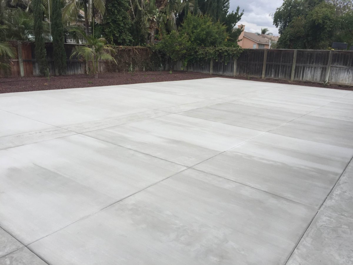 TonysLandscape's tweet photo. #TonysLandscape #Pavers #Paving #PavingService #PavingWork #PavingContractors #FreeEstimates CALL 909-838-7823 https://t.co/MfglxX0iLq