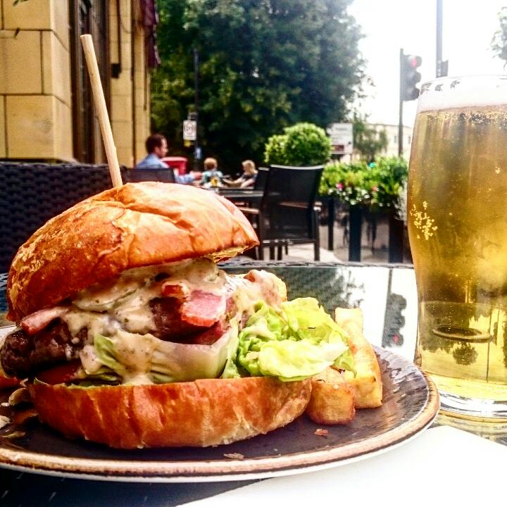 YorkandAlbany's tweet photo. Craft Thursday burgers today! #burger #Thursday #craftbeers  #Camden https://t.co/NqMESqC4R0