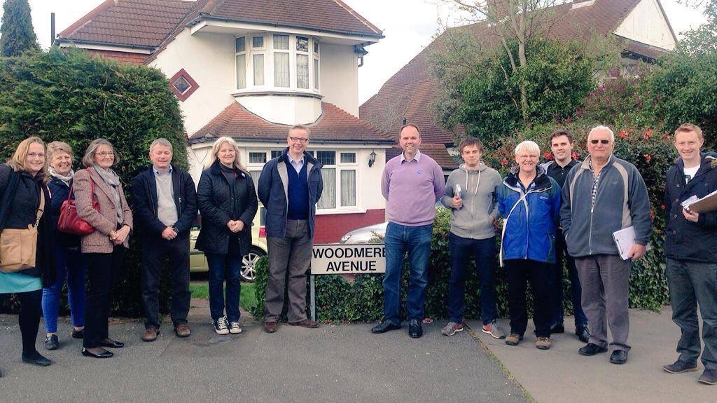 MarioCreatura's tweet photo. Both May and Gove supported @GavinBarwellMP and @CroydonTories wholeheartedly for #BackBarwell2015. Tough decision! https://t.co/PMFJ2s7Tsx
