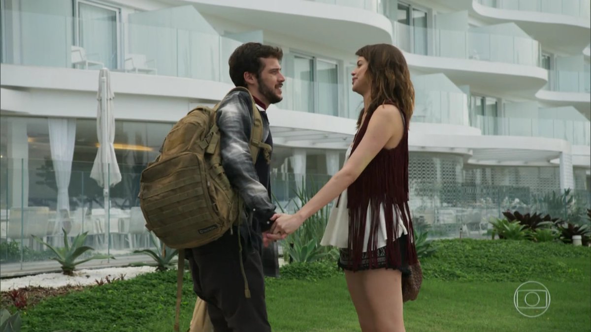 Calper_na_Rede's tweet photo. As ondas mais bonitas da cidade viraram cenário de novela!
#bluetrepremiumdesignrio #designqueinspira https://t.co/jAyt5U7EnP