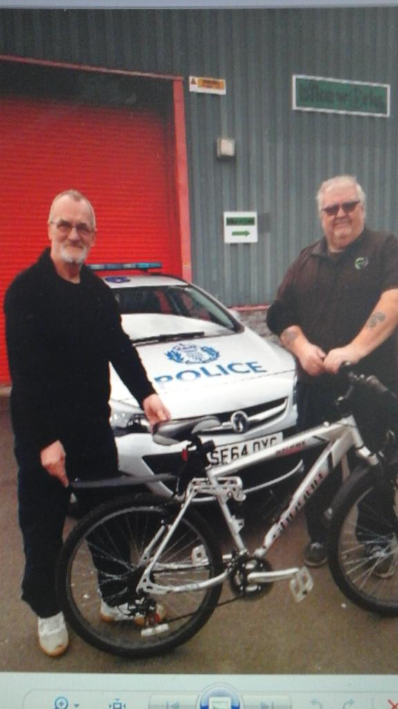 Bikeworks Fife - George and his friendly team donate bike for YAO #goodguys