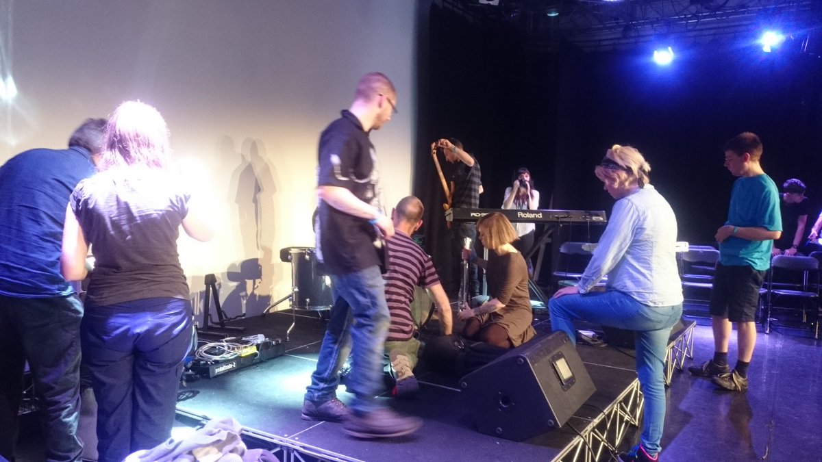 Reality Boots (@realityboots) on Twitter photo We're finally in London and setting up for a sound check at #goldexpo <a href="/Skimstone_Arts/">Skimstone Arts</a> <a href="/ArtsAwardVoice/">Arts Award Voice</a> #artsaward We're finally in London and setting up for a sound check at #goldexpo <a href="/Skimstone_Arts/">Skimstone Arts</a> <a href="/ArtsAwardVoice/">Arts Award Voice</a> #artsaward