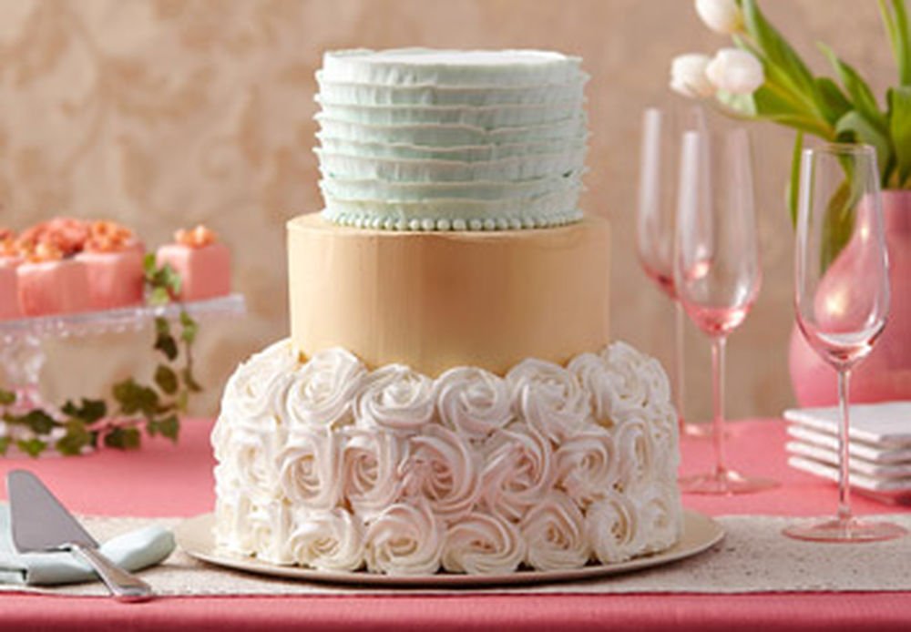 CornwallCakes's tweet photo. Master your #decorating skills! #Construct the perfect #cake today. https://t.co/RZXkXQOP9j https://t.co/KlfXmZSwfV
