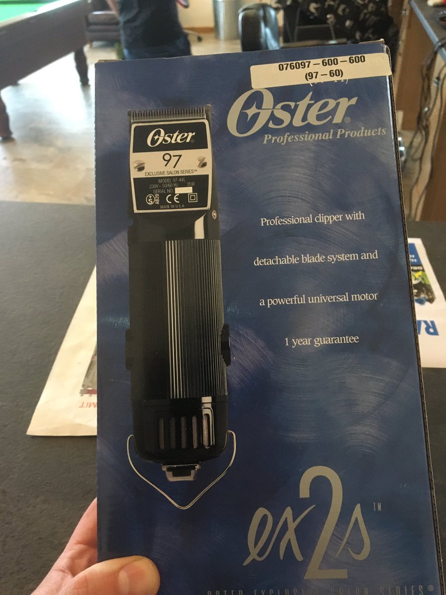 hairlounge_4men's tweet photo. New clippers. Let's give these a bash then! 💈 @barberblades https://t.co/6NBqw91eaI