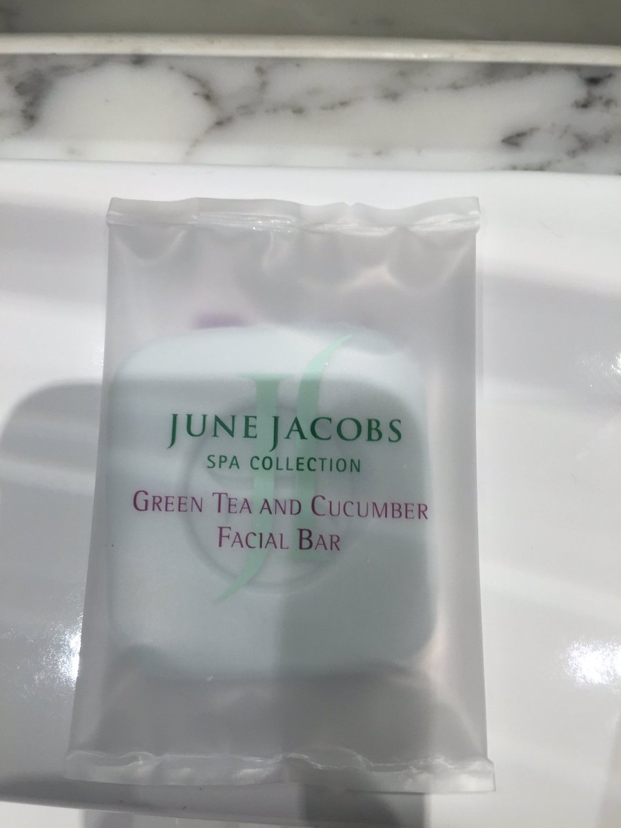 WhingingJourno's tweet photo. Am I supposed to wash with this or eat it? https://t.co/dmlOLiZh4r