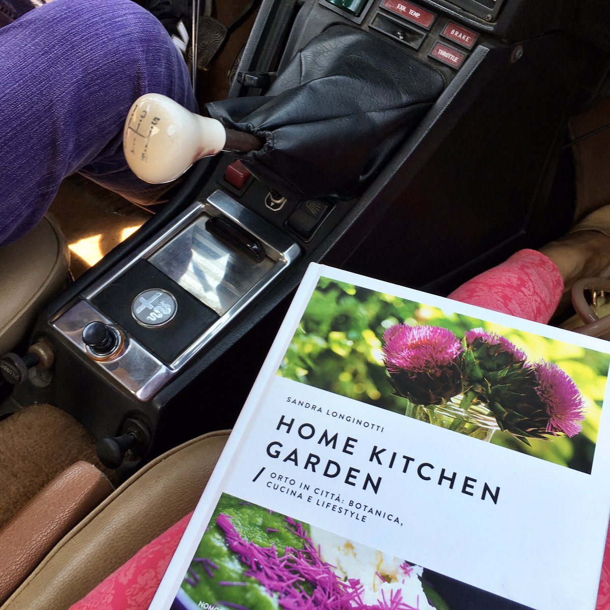 s_longinotti's tweet photo. "Home Kitchen Garden" on the road again, to the best #tuskan places #LLtuscantour2016 #helloflower #book #flowers https://t.co/YnxJvuyJJ1