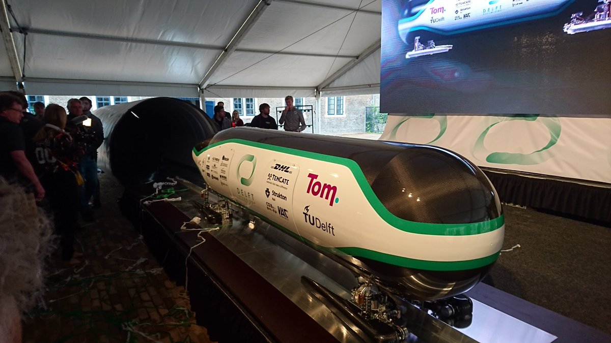 DelftHyperloop's tweet photo. The future is now! The Delft Hyperloop has been revealed! https://t.co/nCsXqAza2x