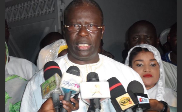 BABACAR GAYE EN VISITE CHEZ CHEIKH BASS ABDOU KHADRE : « Ce n’est pas... | #Sénégal #Kebetu dakaractu.com/BABACAR-GAYE-E…