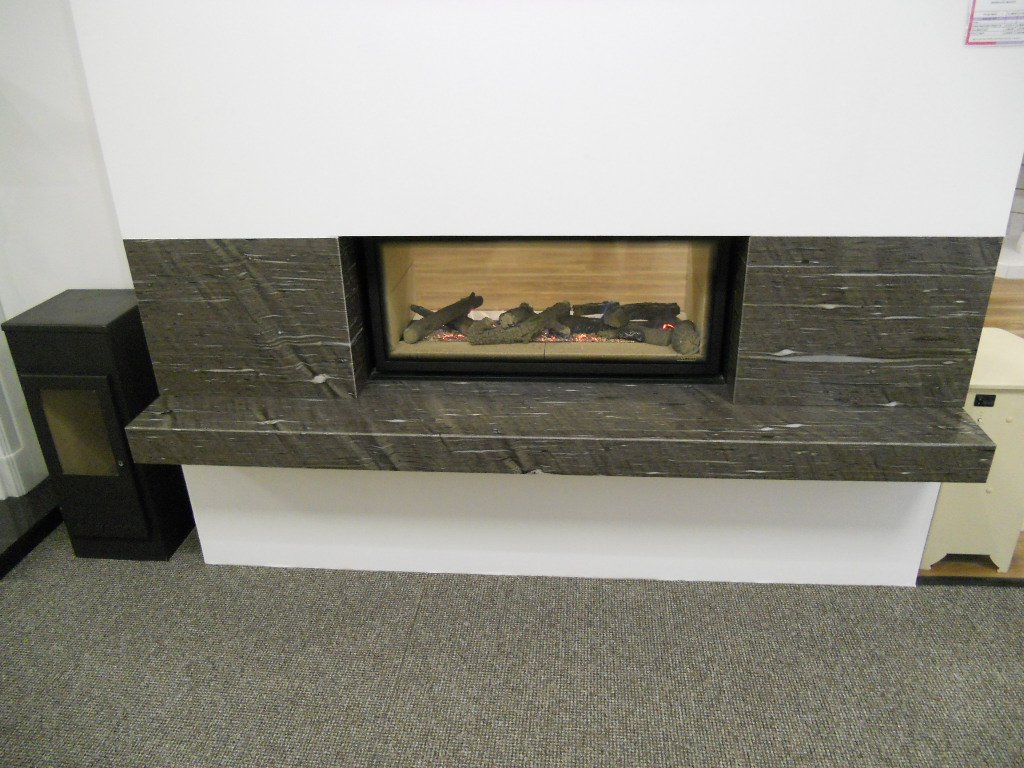 lamontfireplace's tweet photo. Live in our showroom the lovely @StovaxGazco Studio Duplex finished with Brown Silk Granite https://t.co/padQhx00c7