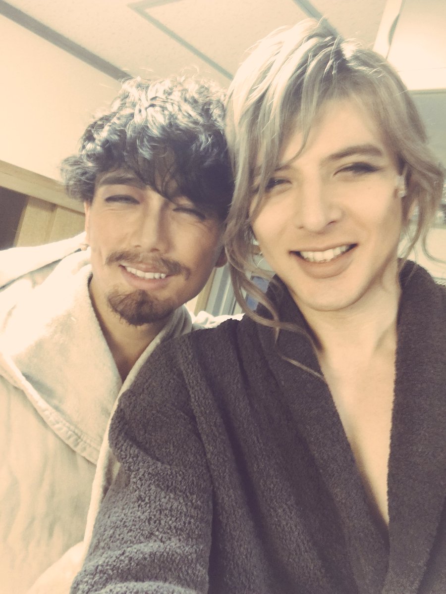Yu Shirota 城田優 エリザベート2日目終了 いくとの初日でした 本当にこの人に支えられてます いつもありがとう 明日もよろしくにゃ Yu Shirota 城田優 エリザベート2日目終了 いくとの初日でした 本当にこの人に支えられてます いつもありがとう 明日もよろしくにゃ