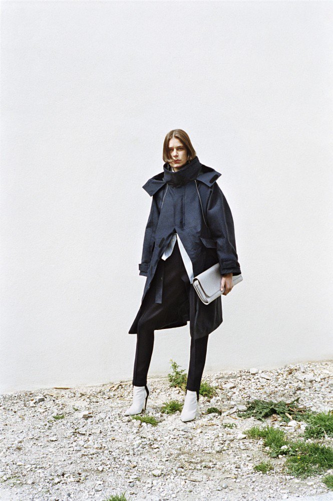 idstylecom's tweet image. Debut kampanye iklan @BALENCIAGA dari #DemnaGvasalia bit.ly/296EVPi